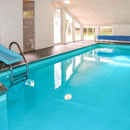 Pet Friendly In With Sauna Holiday home
