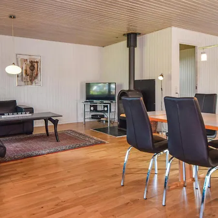 Ferienhaus Wunderschönes Haus In Mit Sauna *